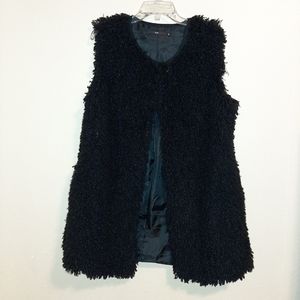 Hazel Faux Fur Vest/Shawl, size Md, Black with snap closer at neckline #A6022823